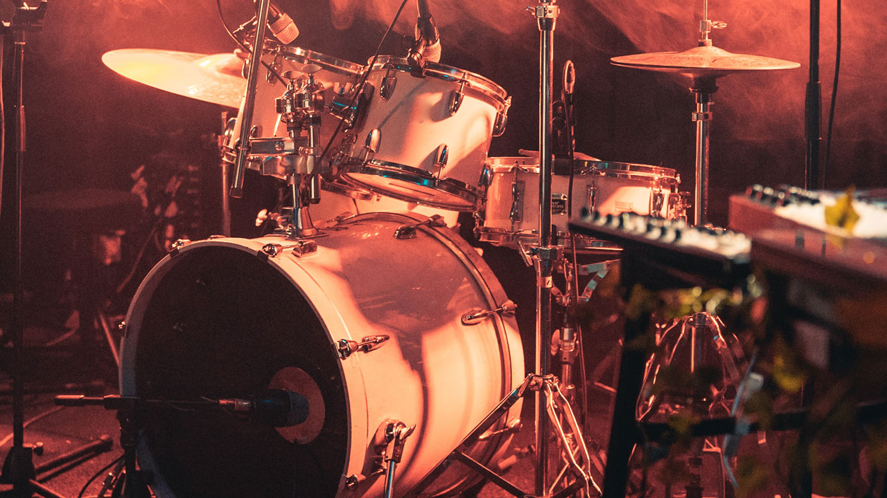 Live Elektro Instruments The Pros & Cons of Working With Live Instruments In The Studio – Joey ...
