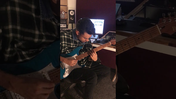 Manuel Gardner Fernandes Shows Off Amazing Clean Guitar Tone! Check Out His Impeccable Technique